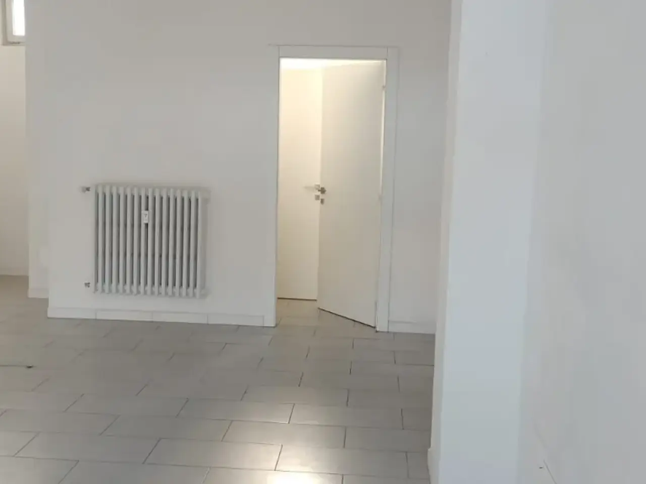 Negozio in Via Alamanni 240, Firenze, {3} - Foto 1