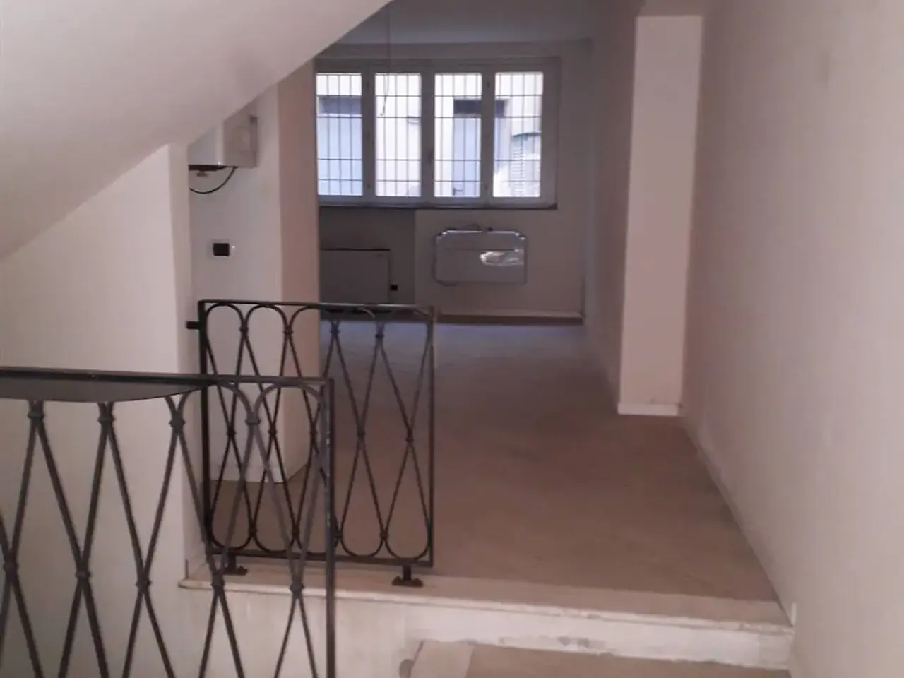 Negozio in , Crema, {3} - Foto 2