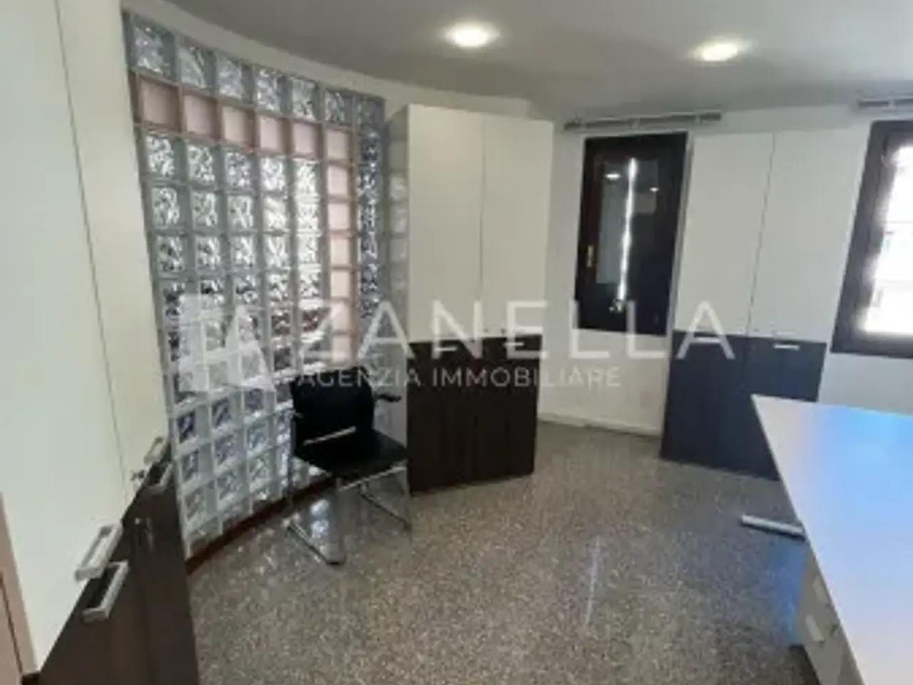 Ufficio in Via Podgora, Castelfranco Veneto, {3} - Foto 2