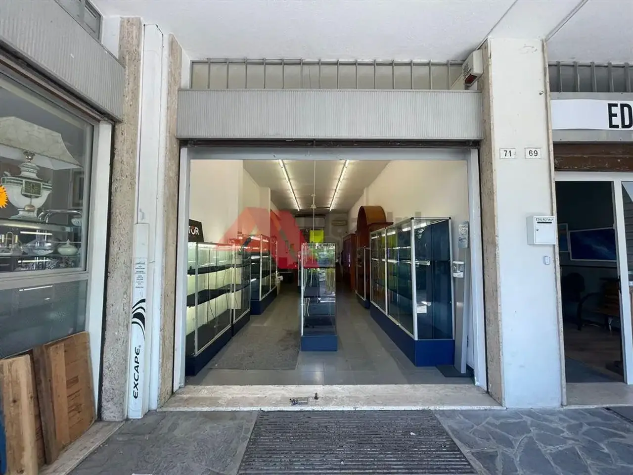 Locale commerciale in , Ravenna, {3} - Foto 1