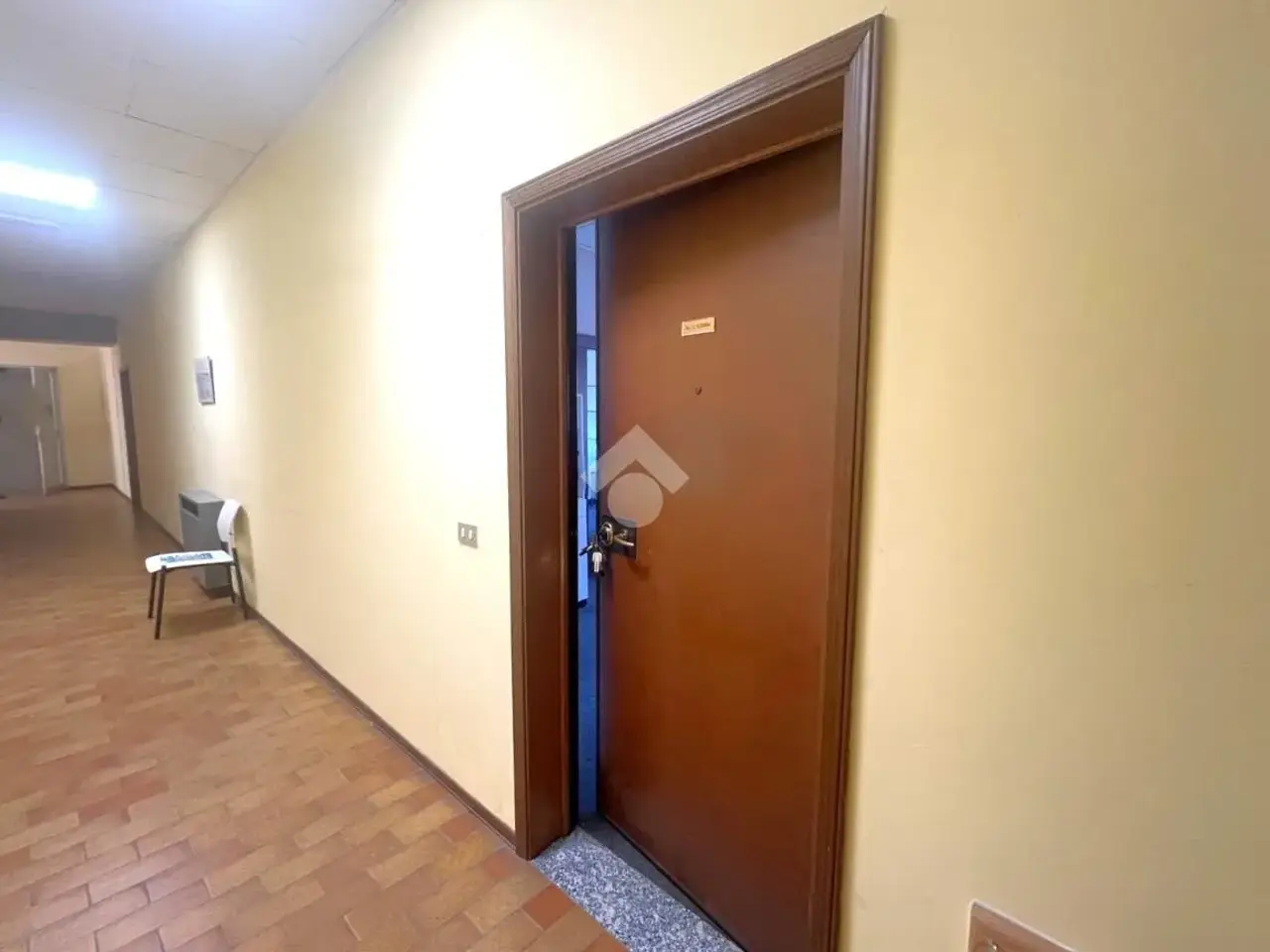 Ufficio in Largo Sindelfingen, Sondrio, {3} - Foto 1