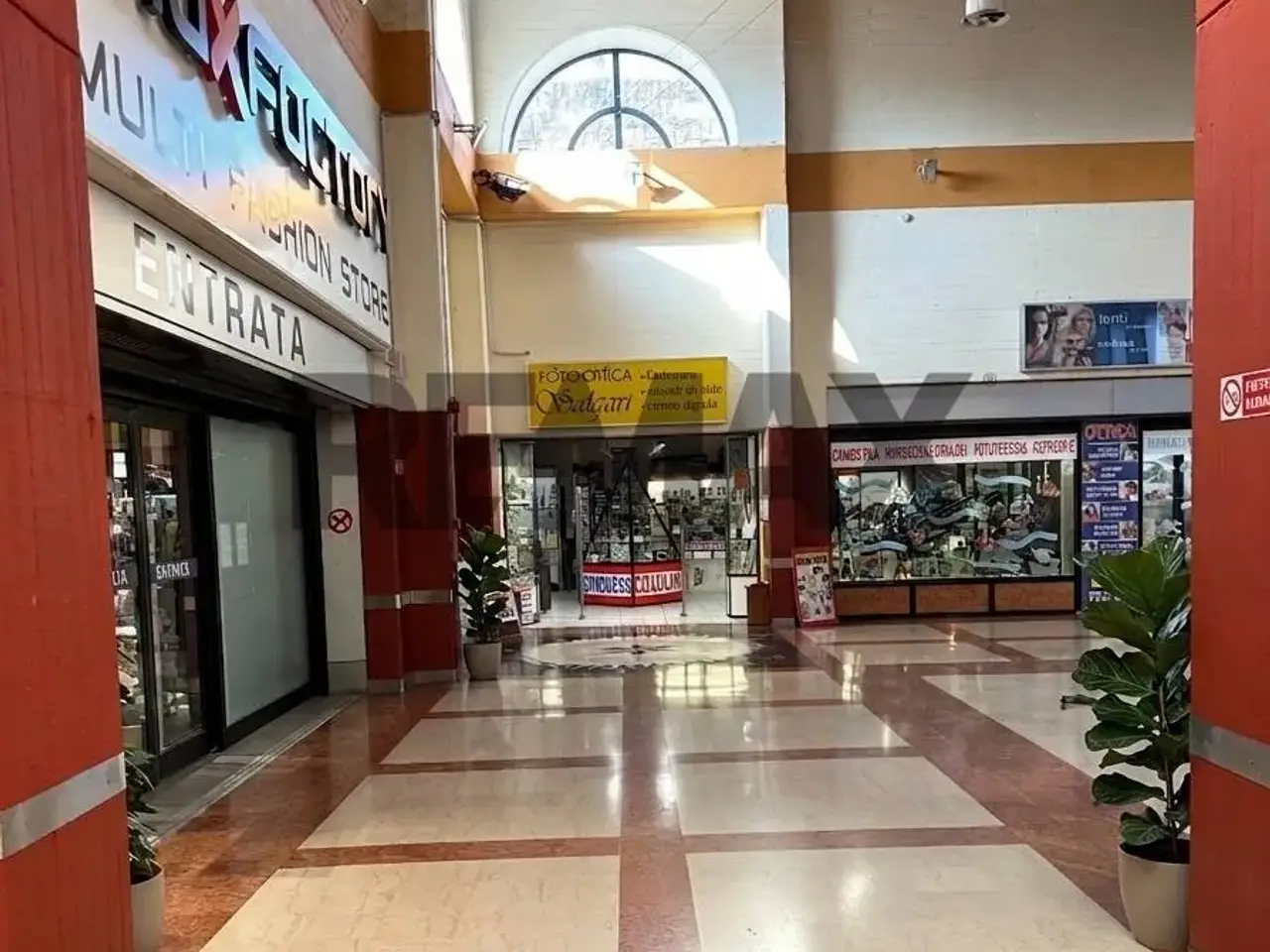 Negozio in Via Corsica 202, Brescia, {3} - Foto 2
