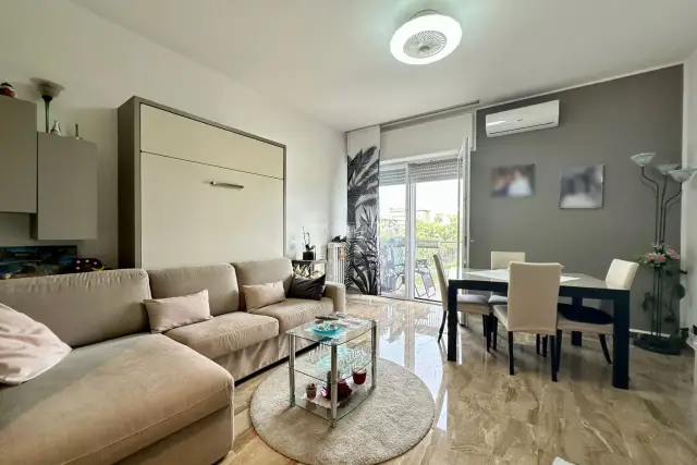 2-room flat in Via Montecassino 10, Baranzate - Photo 1