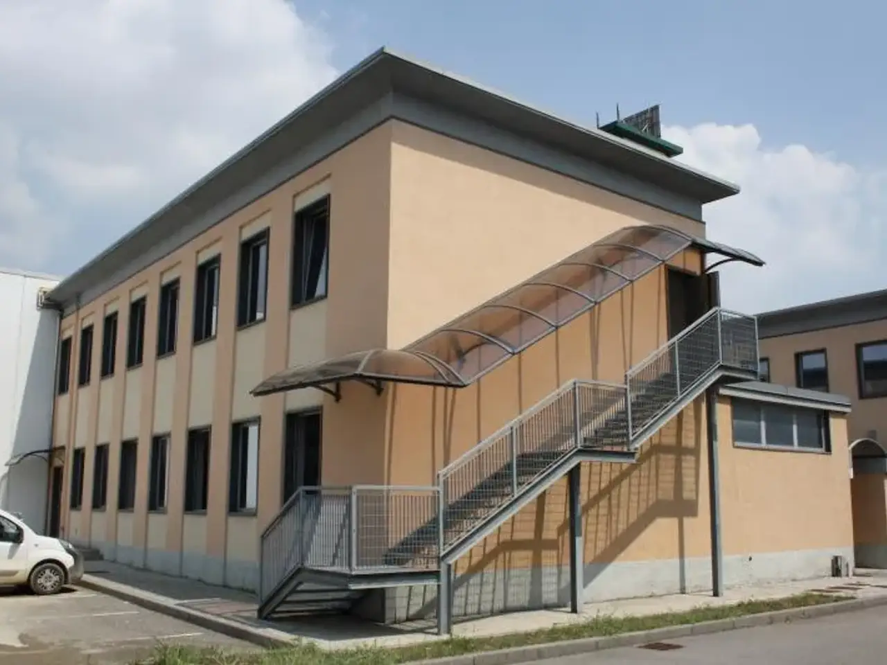 Ufficio in Agrate, Caponago, {3} - Foto 1