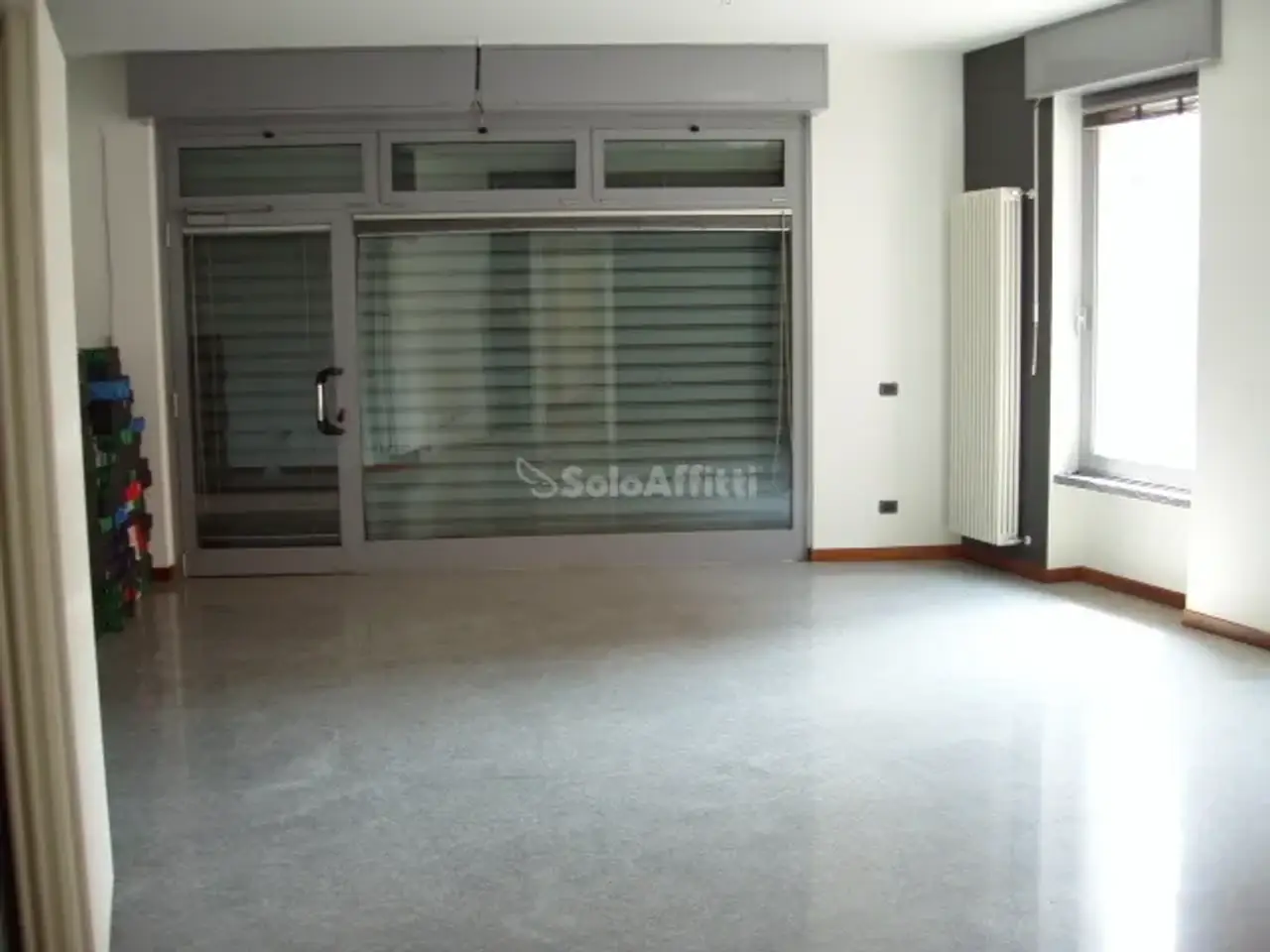 Negozio in Corso Roma 26, Cesano Maderno, {3} - Foto 1