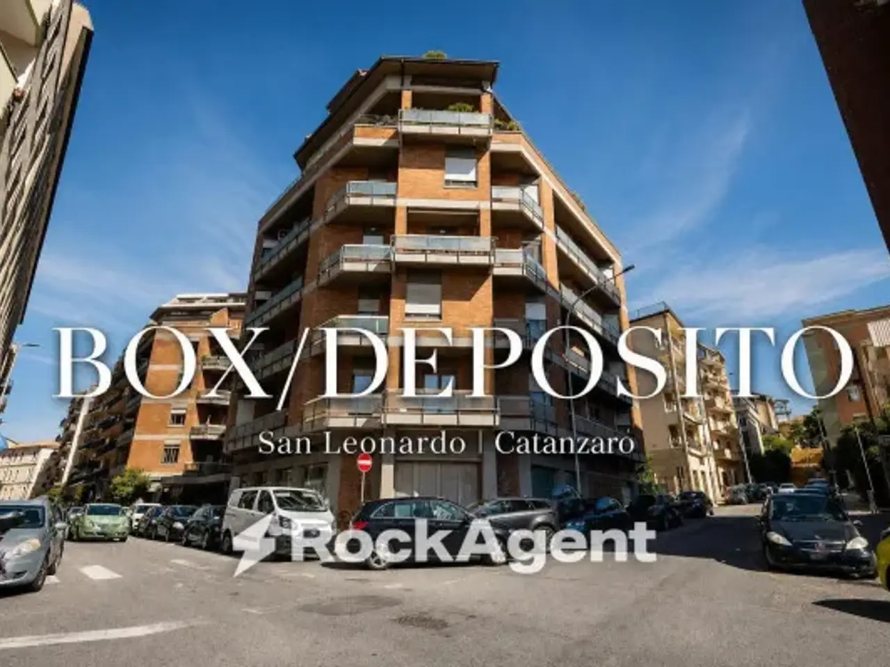 Magazzino in Via Edmondo Buccarelli 49, Catanzaro, {3} - Foto 1