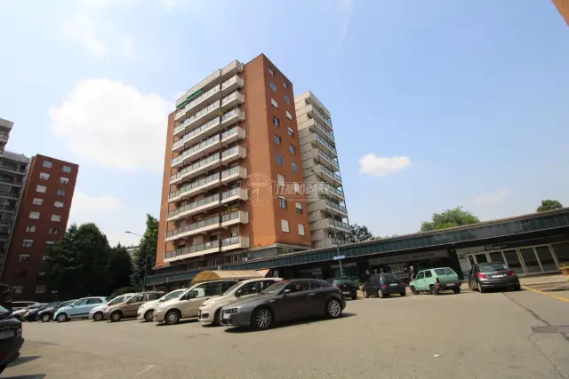 Garage or car box in Via Cimabue, Torino - Photo 1