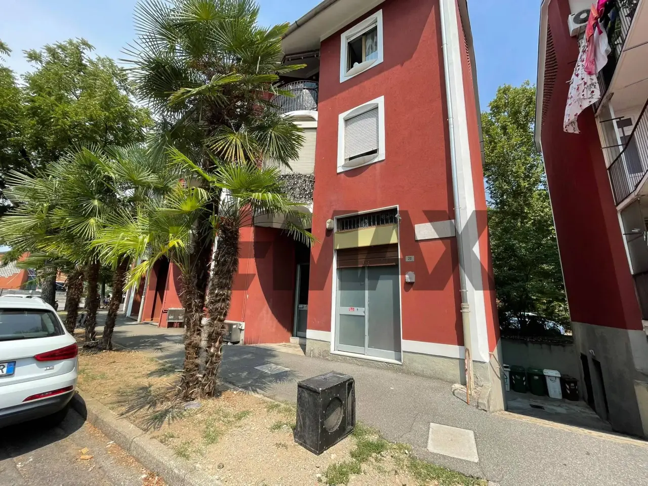 Negozio in Via Fogazzaro 20, Busto Arsizio, {3} - Foto 1