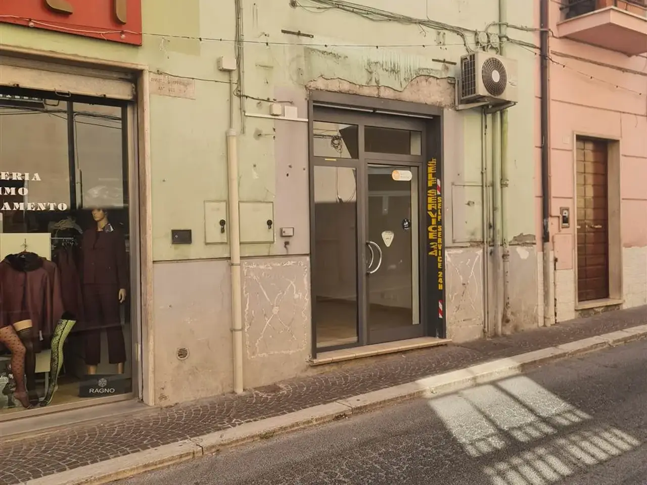 Negozio in Via Campidoglio, Ceprano, {3} - Foto 2
