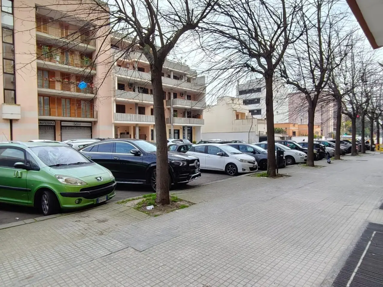 Locale commerciale in , Lecce, {3} - Foto 2