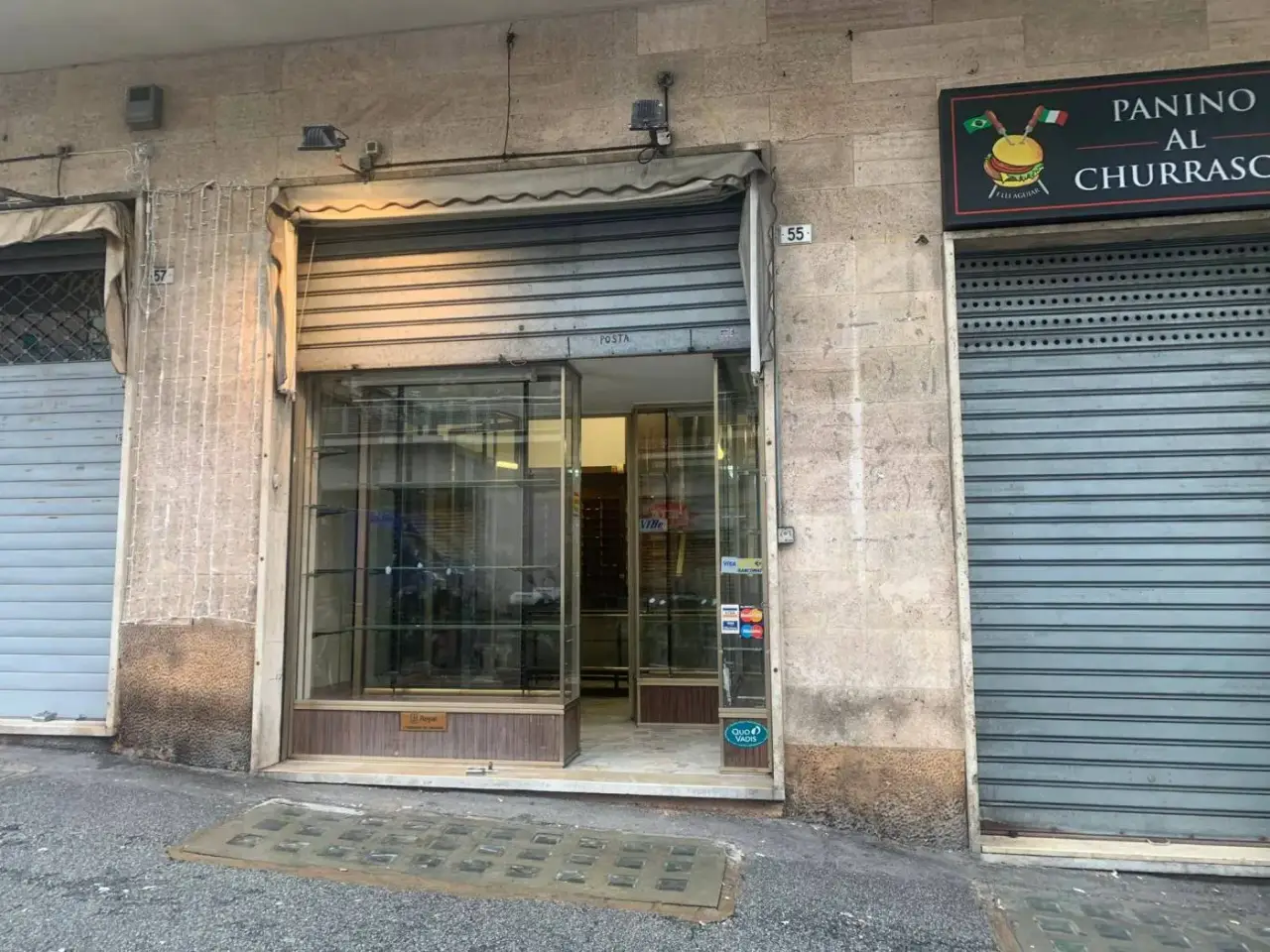Locale commerciale in Via Timavo 55, Genova, Genova, {3} - Foto 1