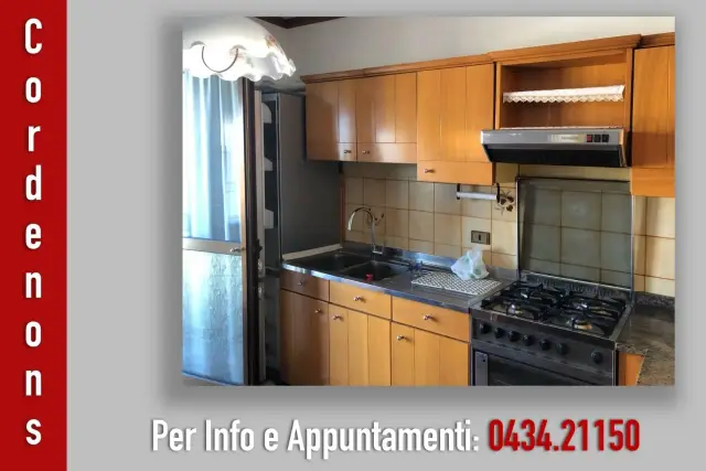 Appartamento in Via Sclavons 909, Cordenons - Foto 1