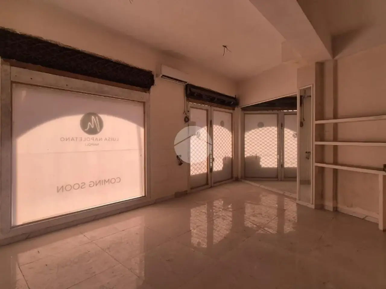 Negozio in Via della Stadera 175, Napoli, {3} - Foto 2