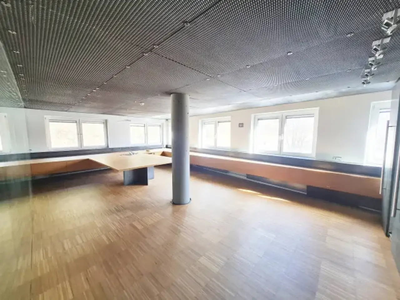 Ufficio in Via Val Pusteria, Vandoies, {3} - Foto 1