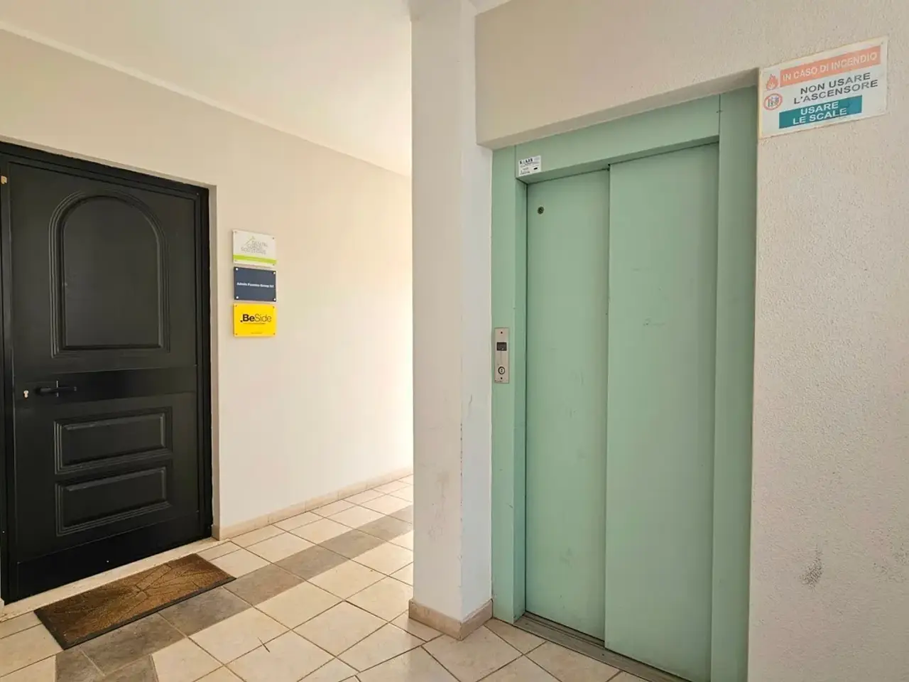 Ufficio in Via Carlo Felice, Sanluri, {3} - Foto 2