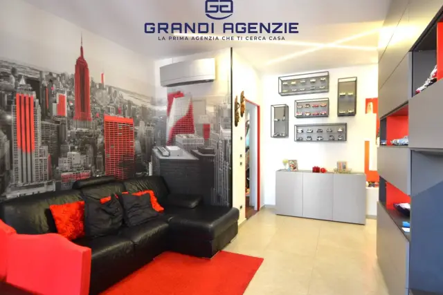 4-room flat in Via Giuseppe Rossi, Parma - Photo 1