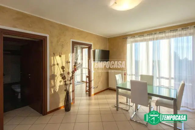 Quadrilocale in vendita, Oleggio - Foto 1