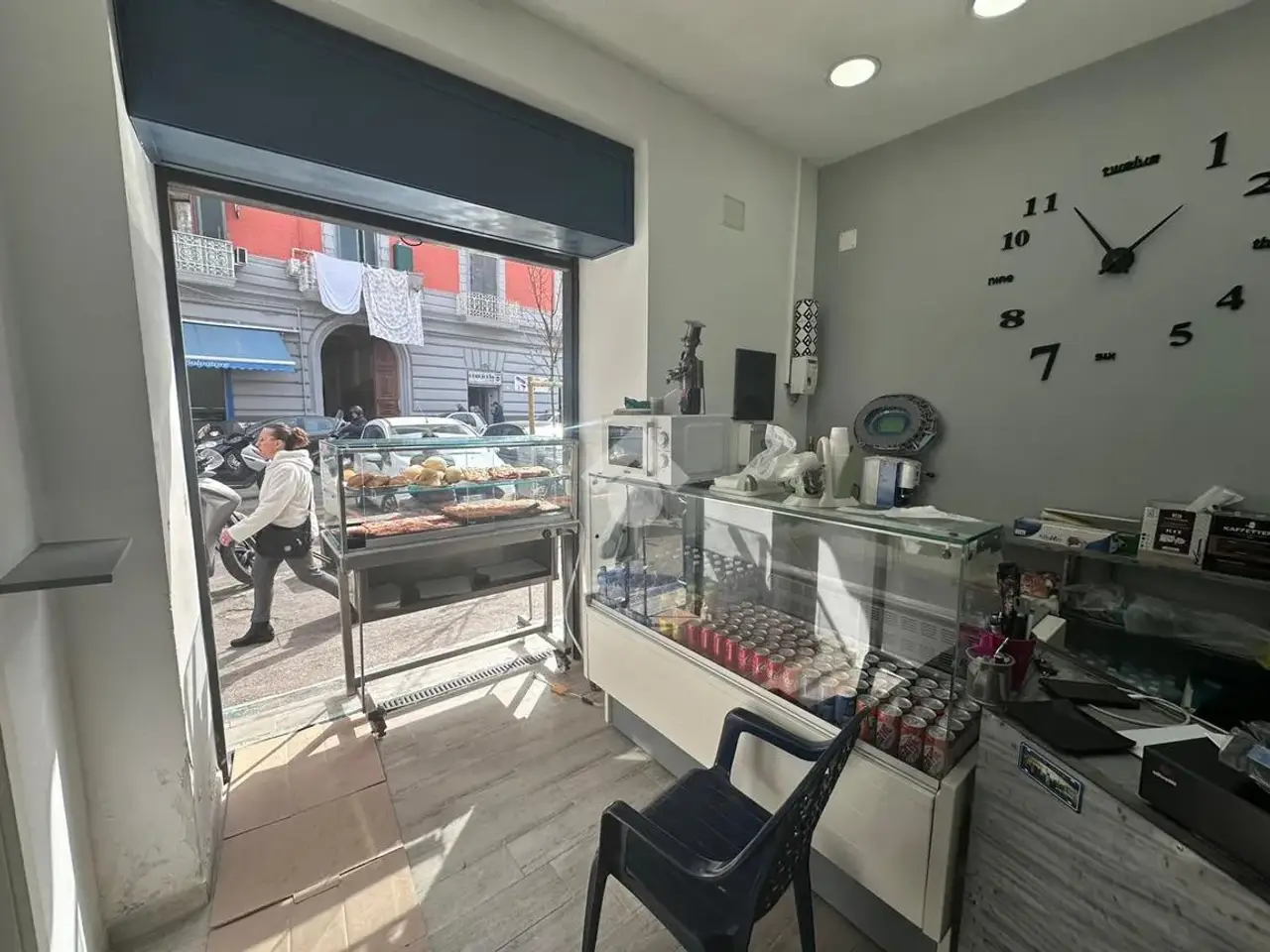 Negozio in Via Dante 52, Napoli, {3} - Foto 1