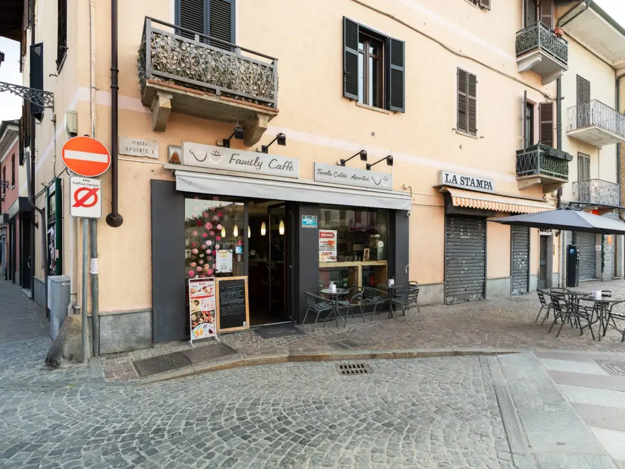 Bar in Piazza Umberto I 9, Orbassano, {3} - Foto 2
