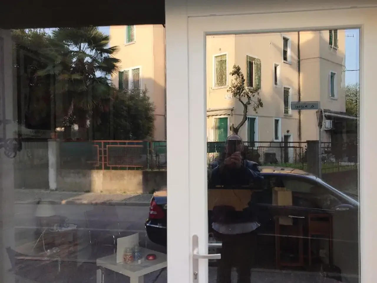 Negozio in Piazzale dei Quaranta, Venezia, {3} - Foto 1