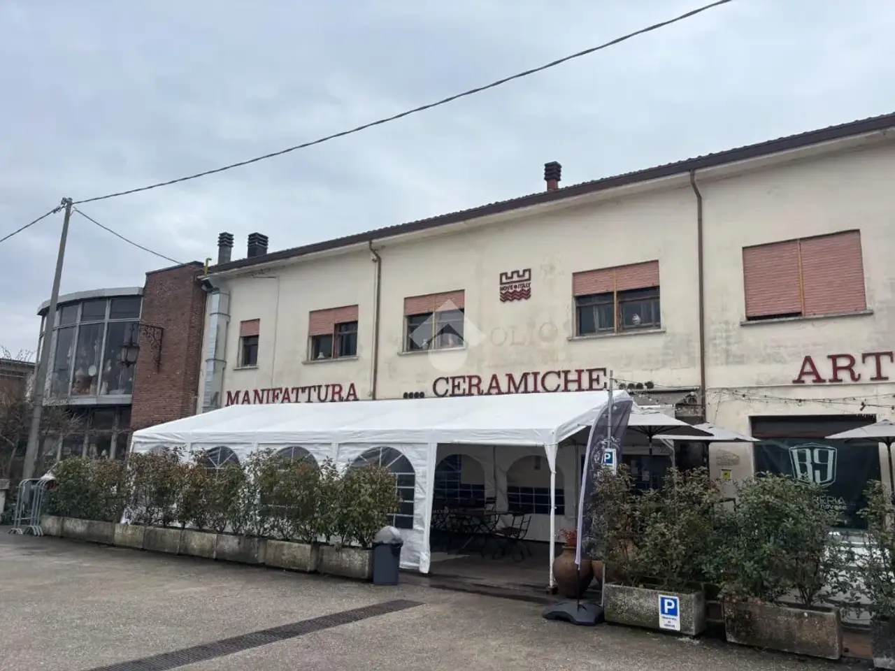 Palazzina commerciale in Via Molini 50, Nove, {3} - Foto 1