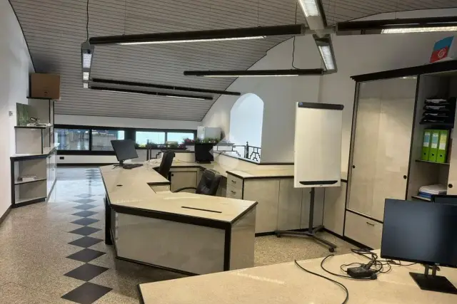 insertion image