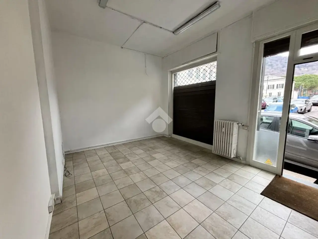 Negozio in Via Vittorio Veneto, Lecco, {3} - Foto 1