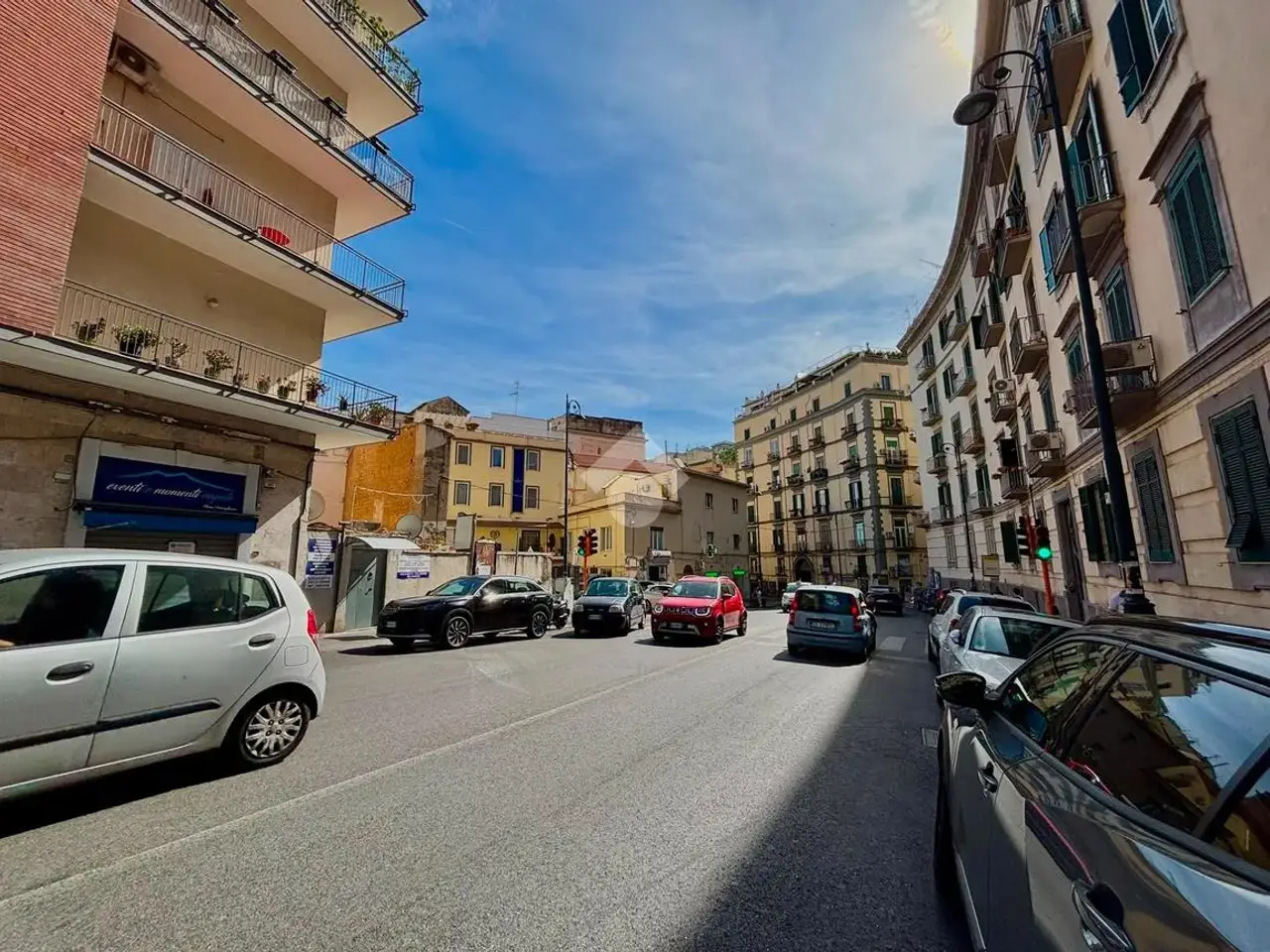 Negozio in Corso Vittorio Emanuele 21, Napoli, {3} - Foto 1