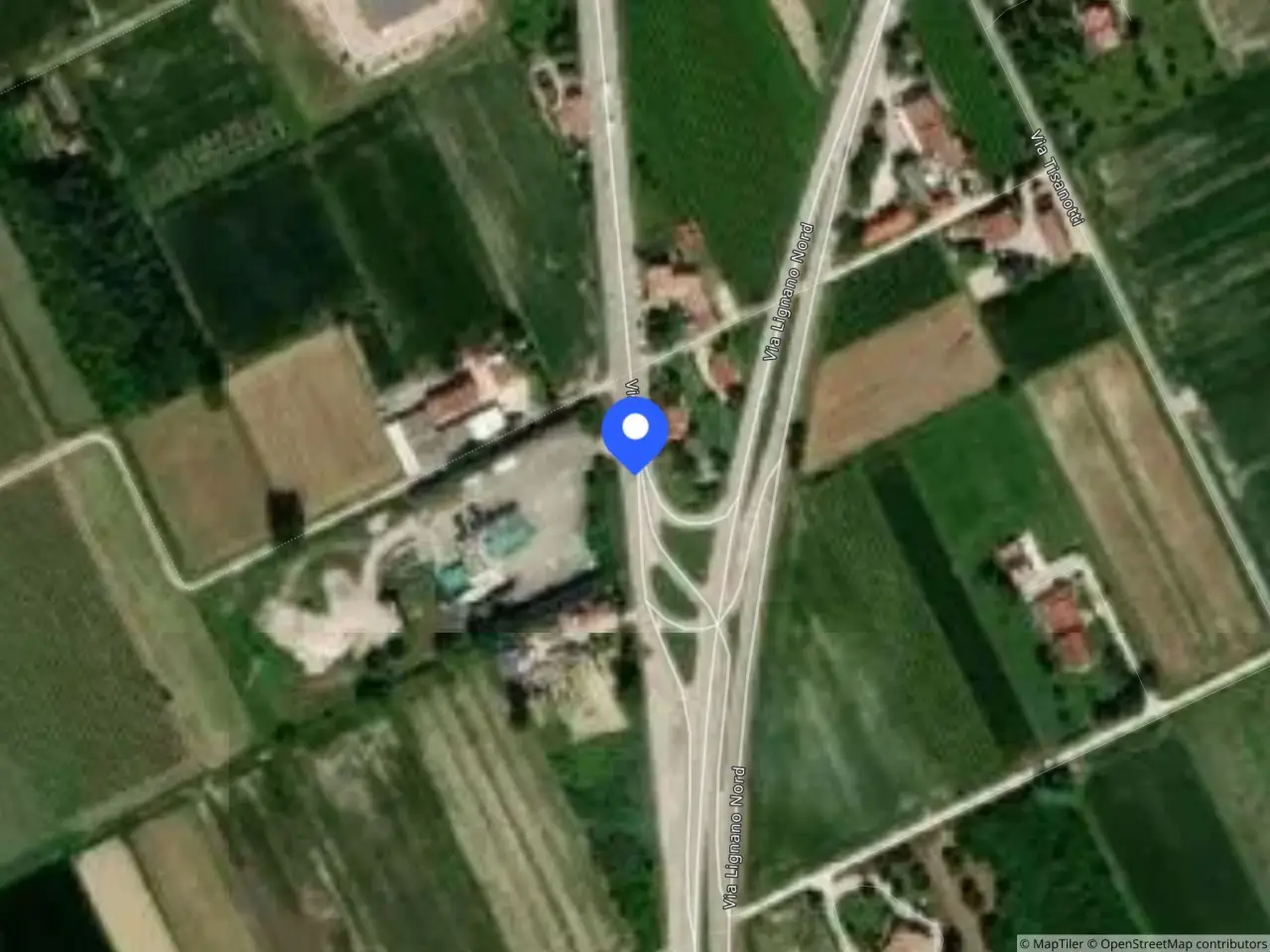 Fabbricato misto in Strada Regionale 354, in Via Lignano Nord 354, Latisana, {3} - Foto 1