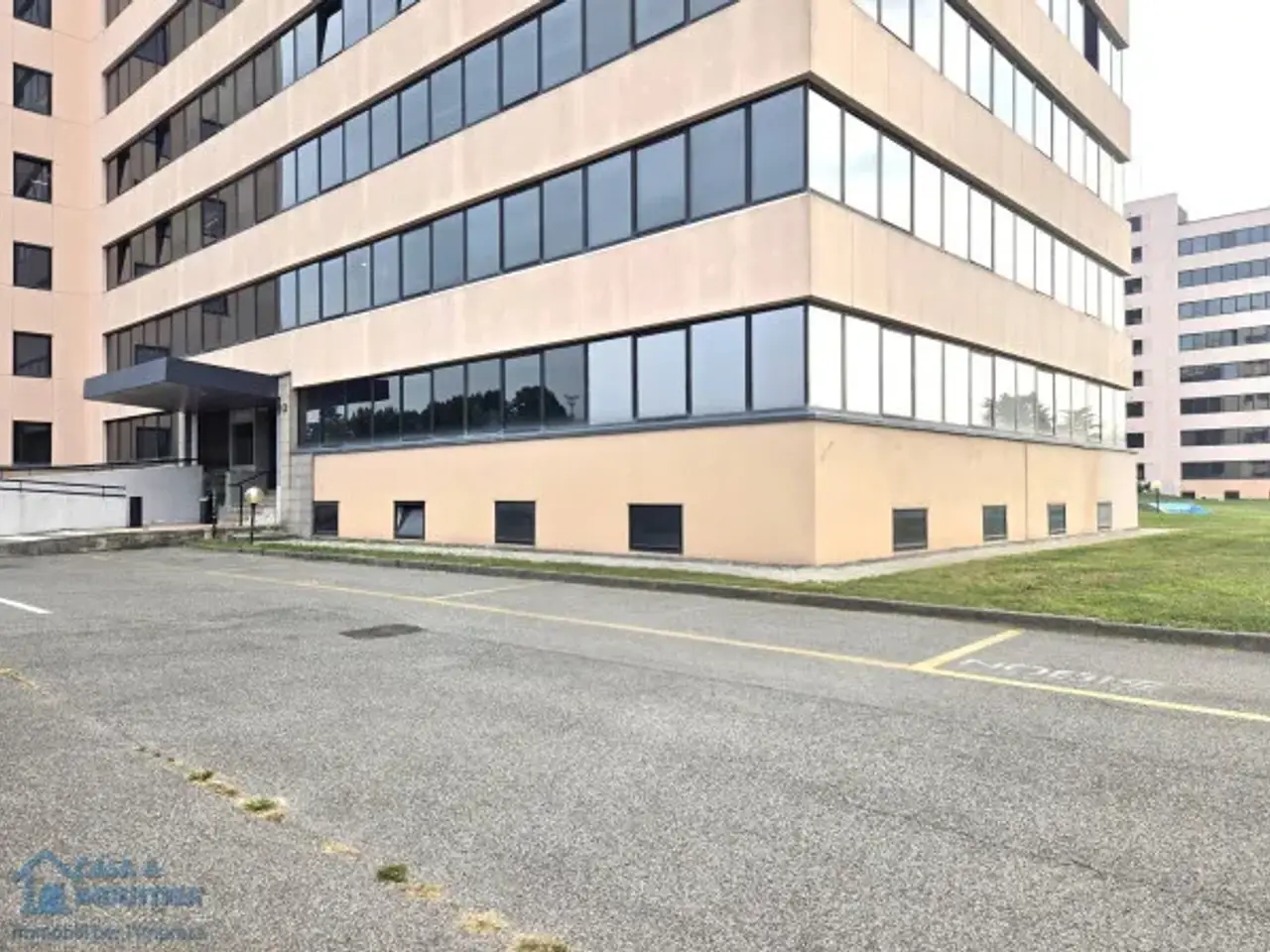 Ufficio in Viale Gian Bartolomeo Colleoni, Agrate Brianza, {3} - Foto 2