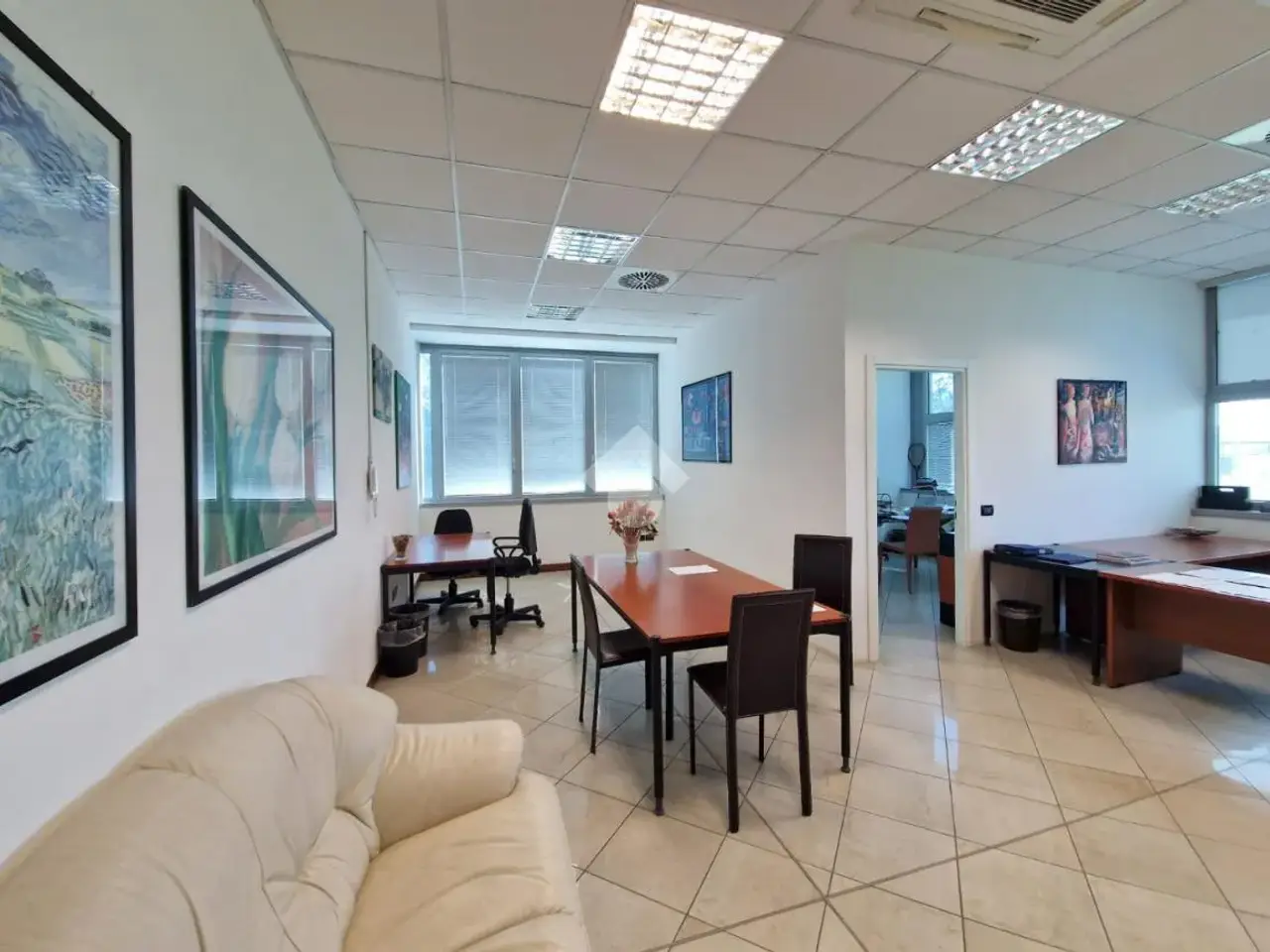 Ufficio in Via Archimede 10, San Martino Buon Albergo, {3} - Foto 1
