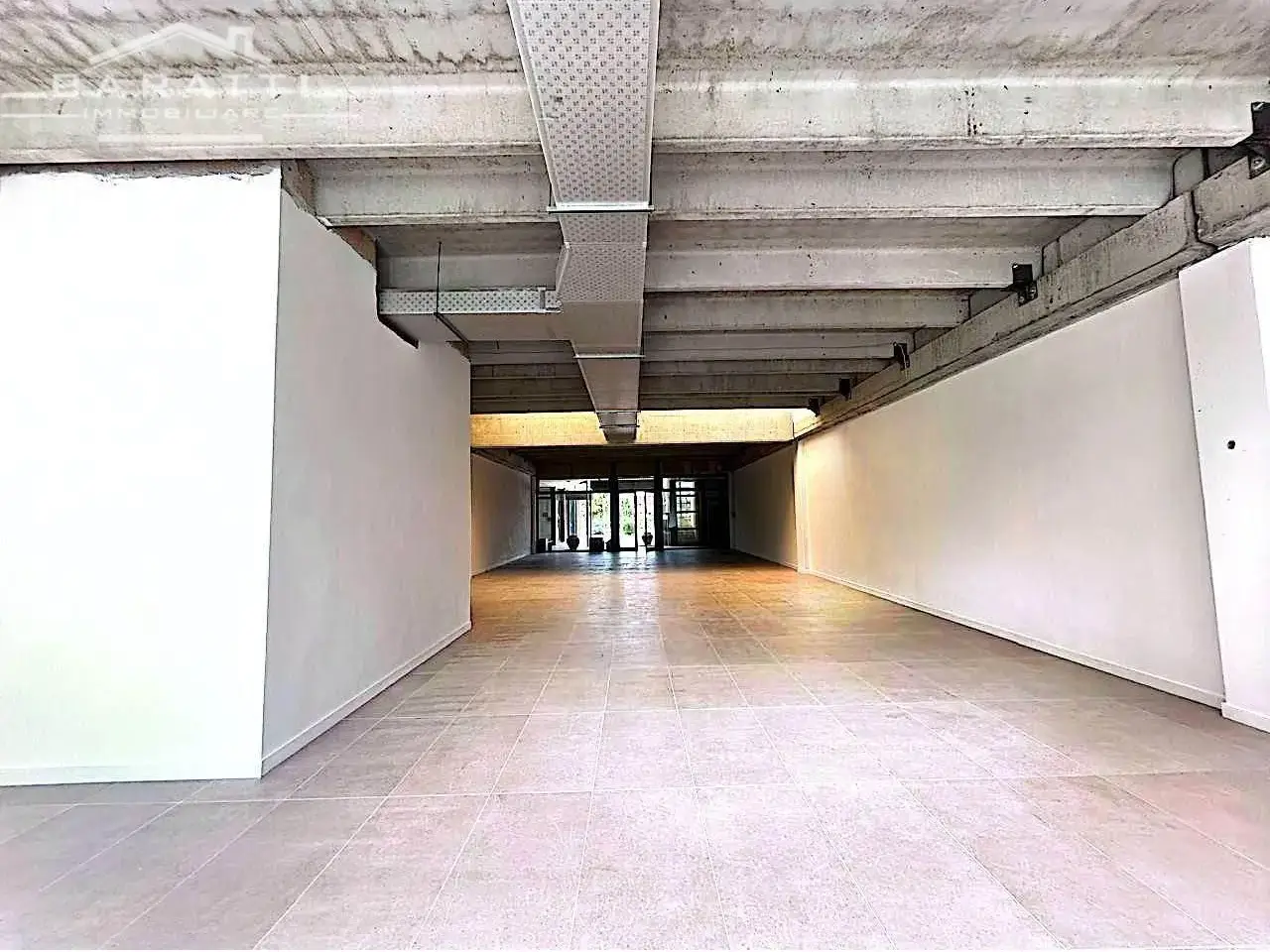 Negozio in , Soliera, {3} - Foto 1
