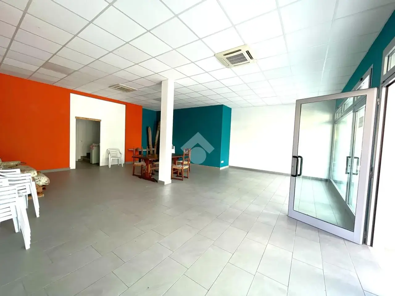 Negozio in Piazza Cavalieri di Vittorio Veneto 2, Stra, {3} - Foto 1