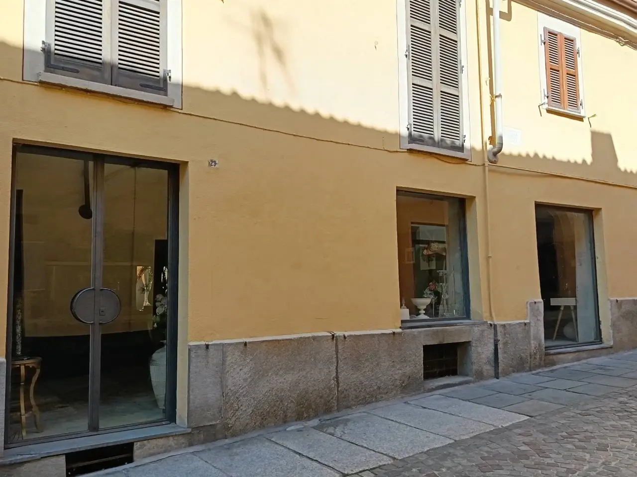 Negozio in Via Cesare Balbo 21-23, Asti, {3} - Foto 2