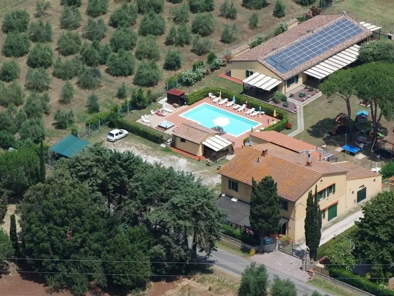 Agriturismo in Via Metauro, Cecina, {3} - Foto 2