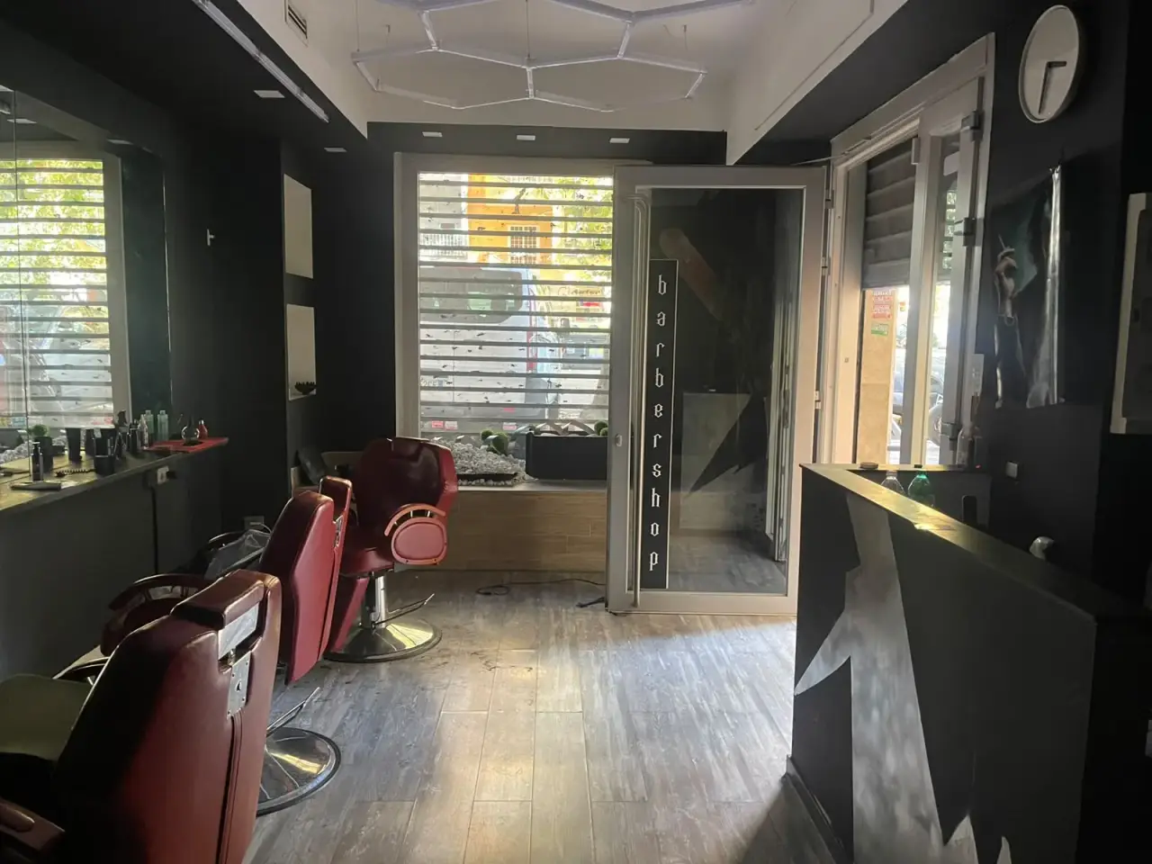 Negozio in Via Oderisi da Gubbio 250, Roma, {3} - Foto 1
