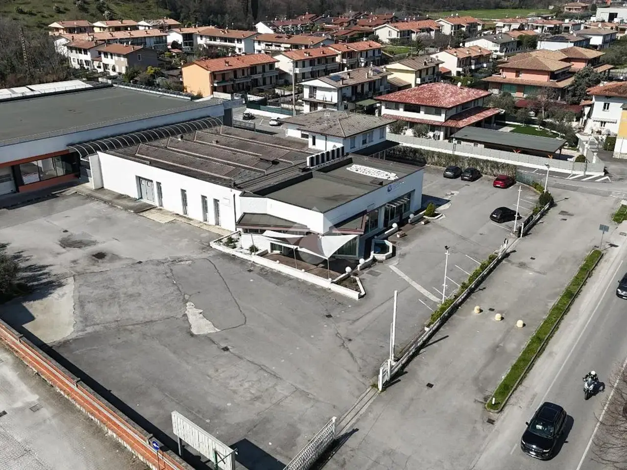 Negozio in Via Nazionale 43, Puegnago del Garda, {3} - Foto 2