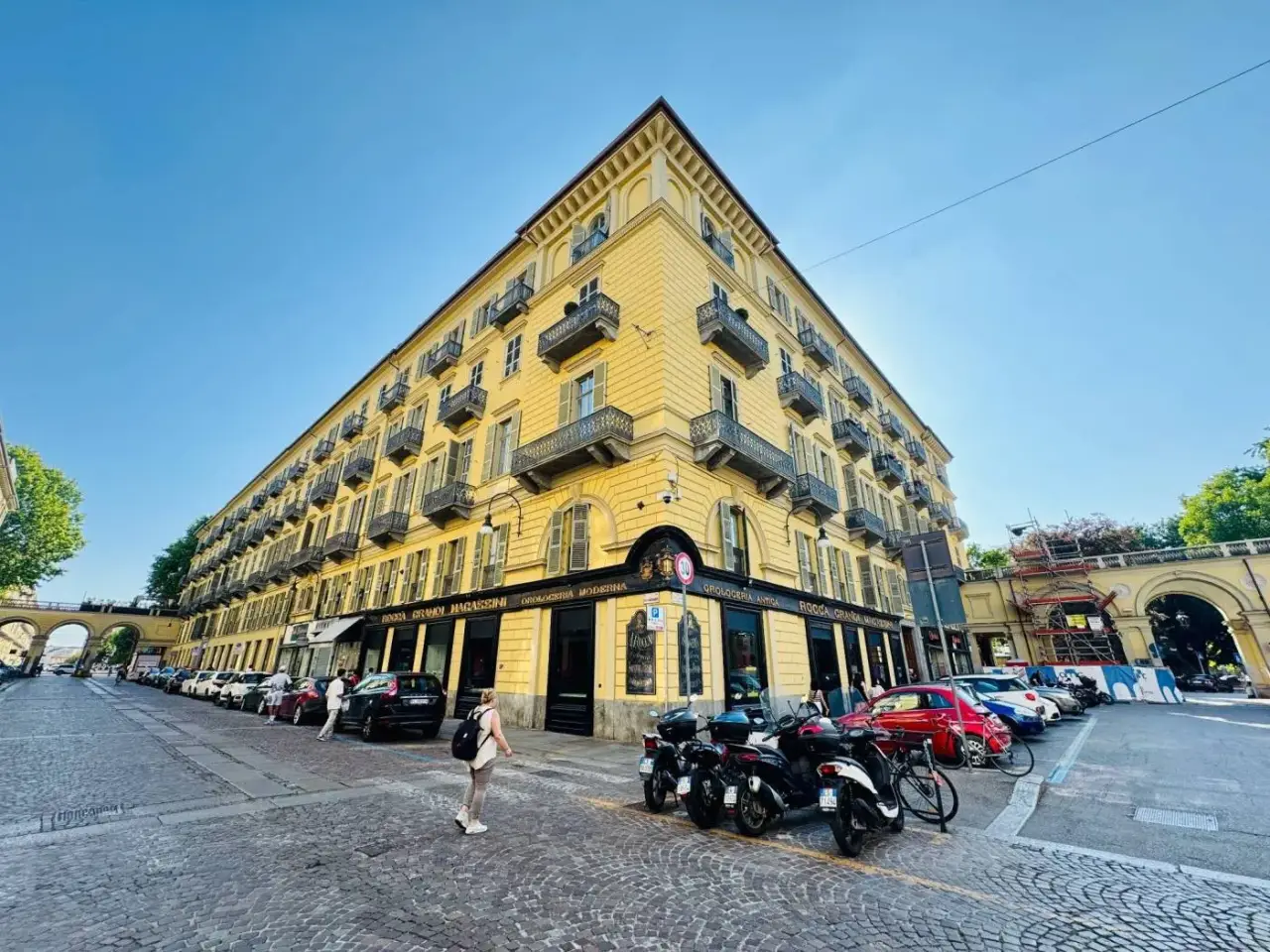 Negozio in Via Luigi Lagrange 40f, 10123, Torino, Torino, {3} - Foto 1