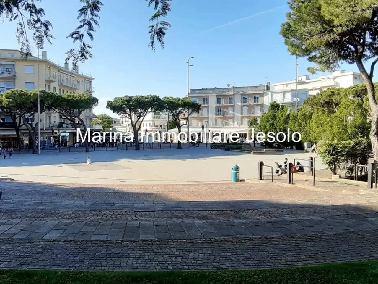 Negozio in Via Ugo Foscolo, Jesolo, {3} - Foto 1
