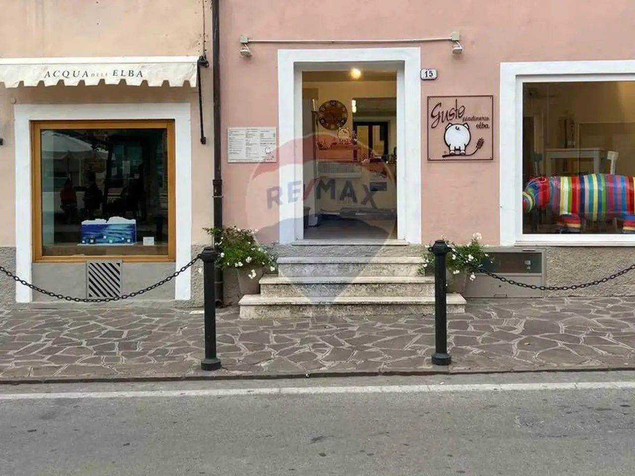 Esercizio commerciale in Piazza della Vittoria 21, Marciana Marina, {3} - Foto 1