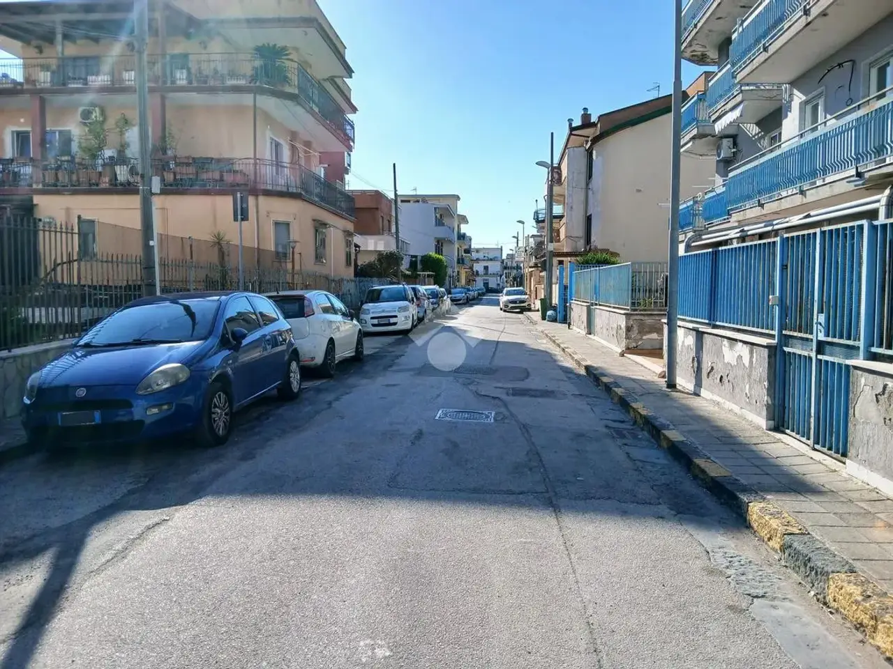 Ufficio in Via Luigi  Einaudi 33, Pomigliano D'Arco, {3} - Foto 1