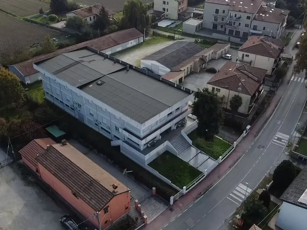 Capannone in dei Calzolai 362, Ferrara, {3} - Foto 1