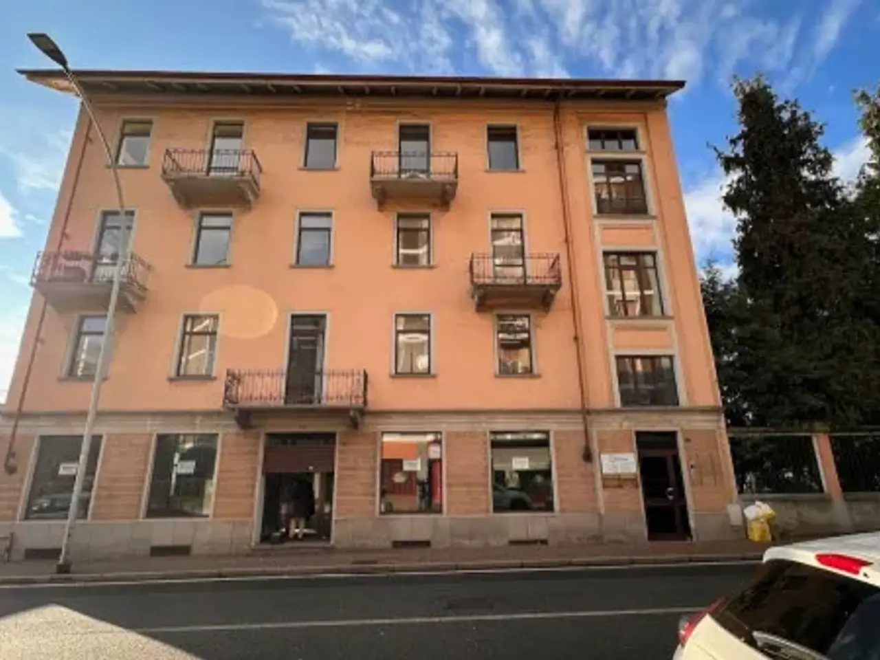 Ufficio in Via Candelo 28, Biella, {3} - Foto 1