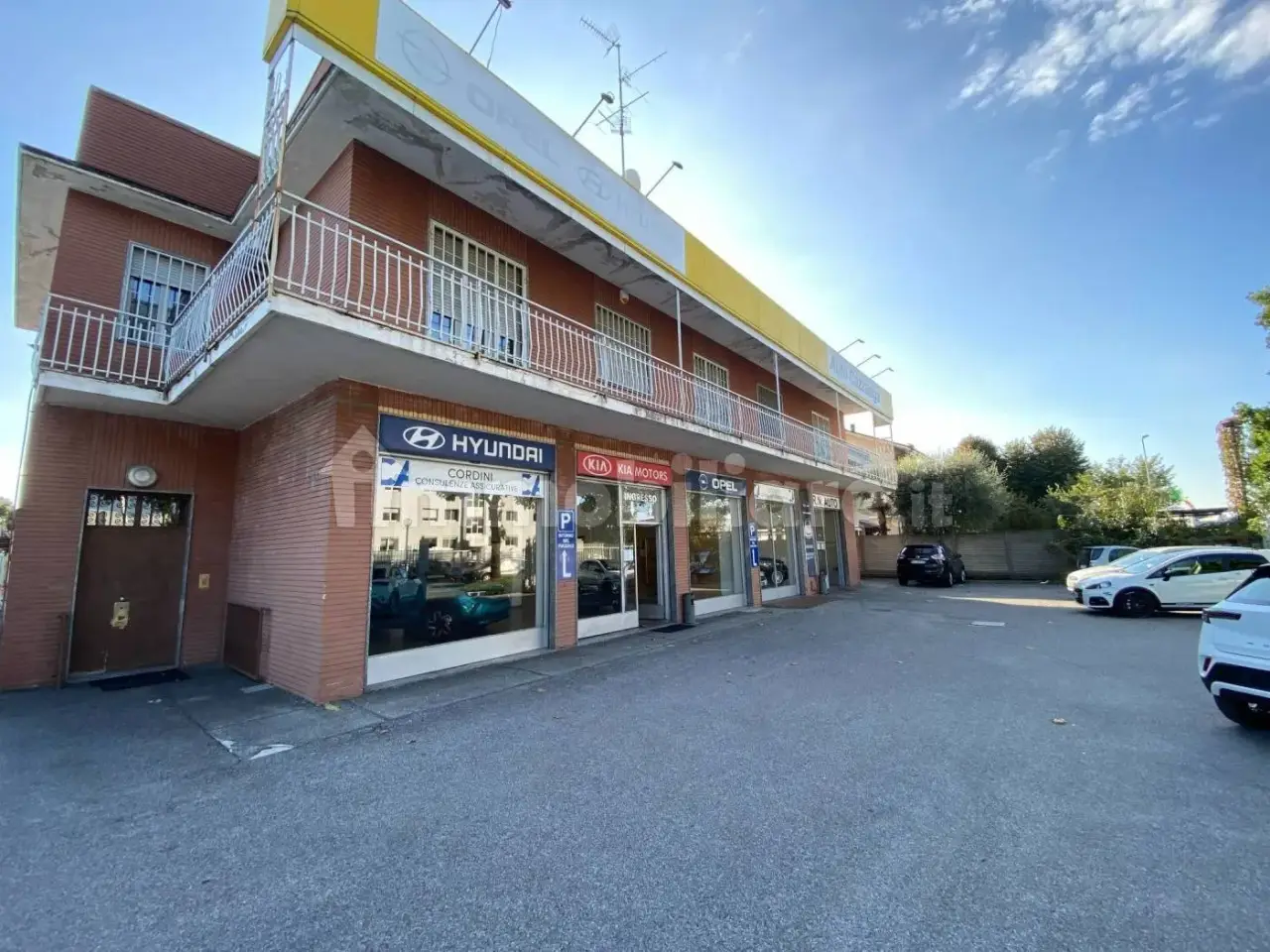 Capannone in Via Torino 7, Cernusco Sul Naviglio, {3} - Foto 1