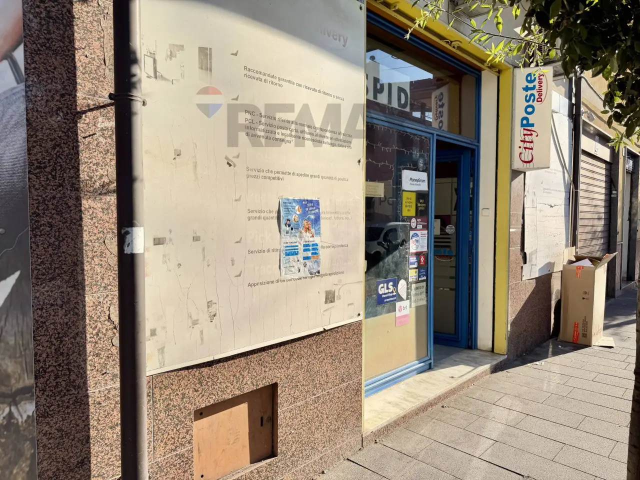 Esercizio commerciale in Via Guglielmo Marconi 103, Gravina Di Catania, {3} - Foto 2