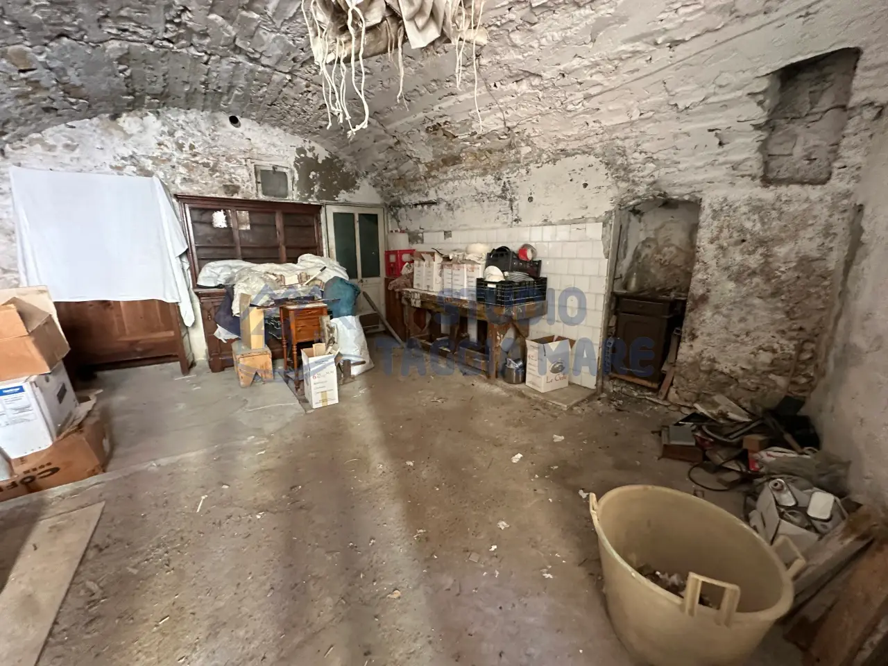 Magazzino in Piazza G Battista, Terzorio, {3} - Foto 1