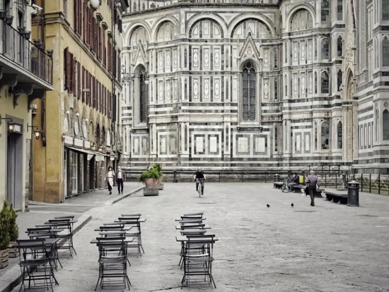 Negozio in Piazza del Duomo, Firenze, {3} - Foto 1
