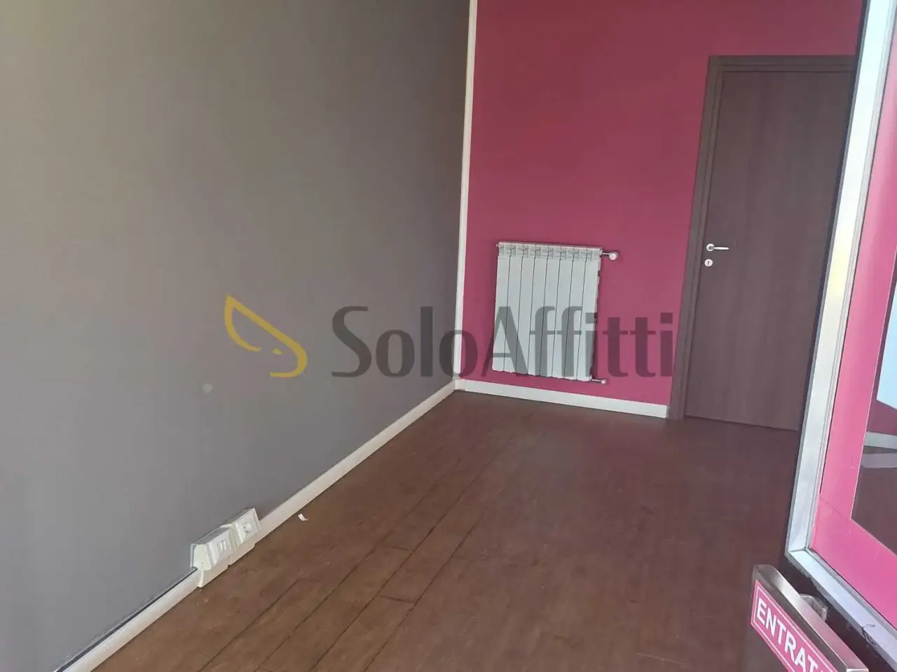 Negozio in , Gallarate, {3} - Foto 2