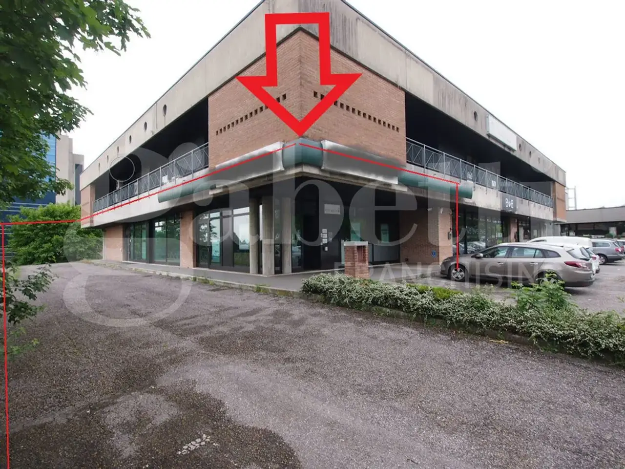 Negozio in Via Lago di Garda 26, Schio, {3} - Foto 1