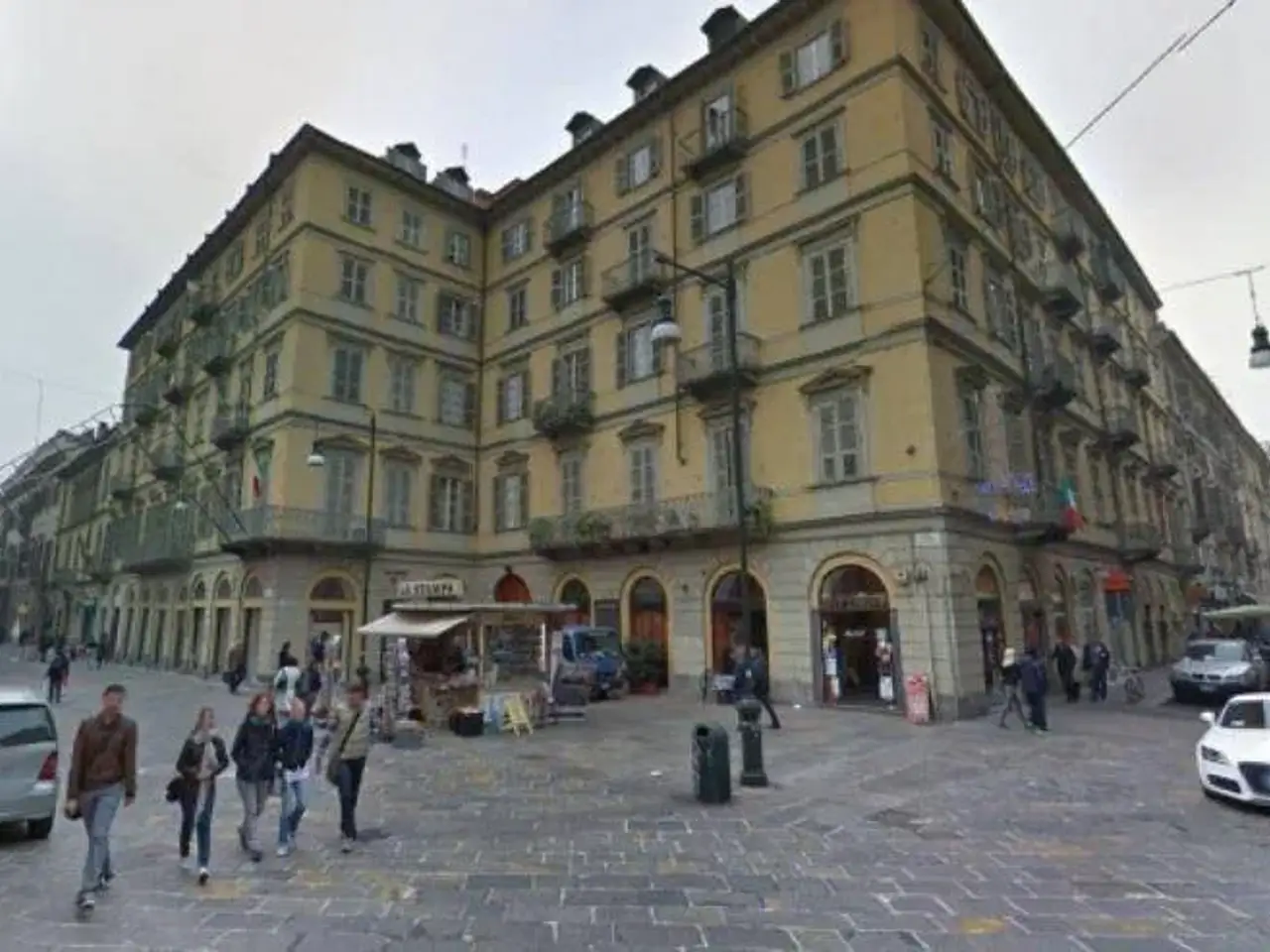 Negozio in Piazzetta Madonna degli Angeli 0 , 10123, Torino, Torino, {3} - Foto 1